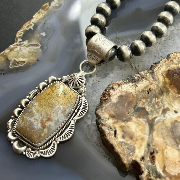 Sterling Southwestern Style Rectangle Petrified Plume Agate Decorated Pendant - Picture 4 of 10